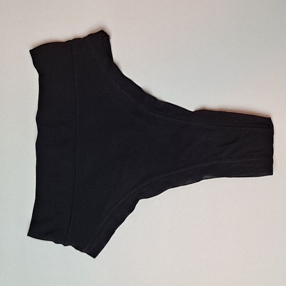 Skims hi rise thong panties NWT‎